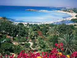 Республика Кипр располагается на востоке Средиземного моря и является островным государством